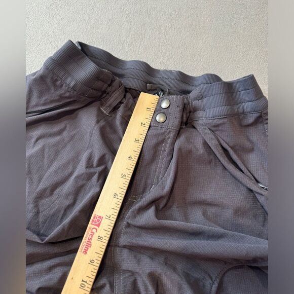 Kuhl Strattus Hiking Shorts Ripstop Gray Size 8 - Picture 5 of 16